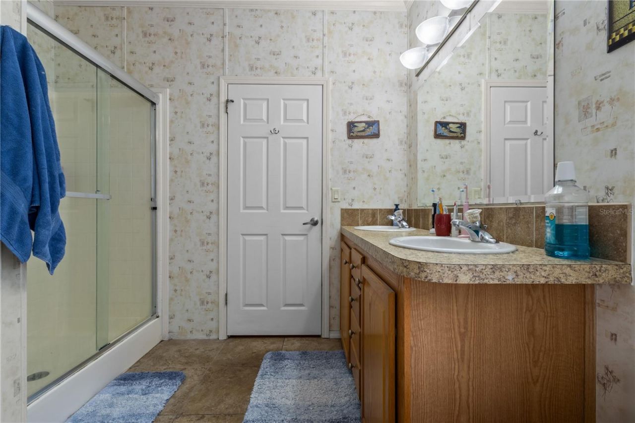 6679 NW 27th Place , Bell, FL 32619 Photo