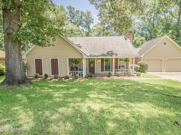 86 Sunline Drive, Brandon, MS 39042