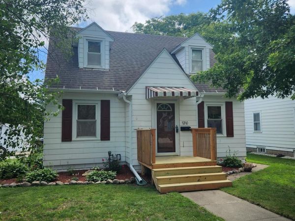 1210 10th Street NW, Austin, MN 55912