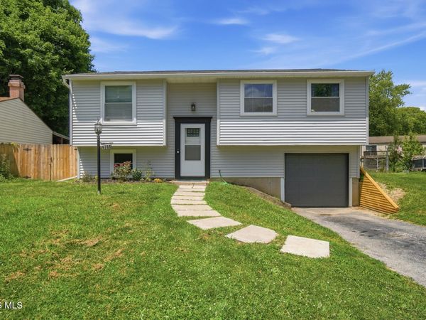 4766 Ventura Drive, Toledo, OH 43615