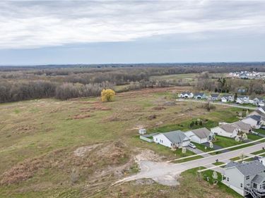 100 Club House Drive, Churchville, NY 14428