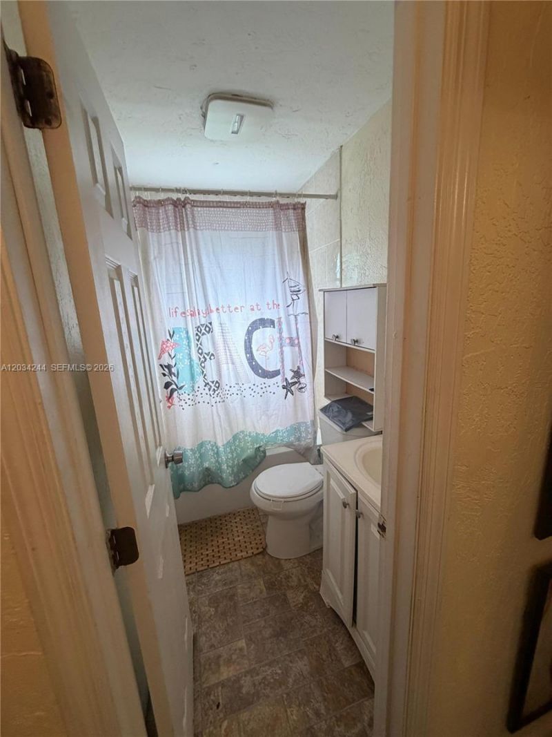 16980 SW 104th Ave, Miami, FL 33157 Photo