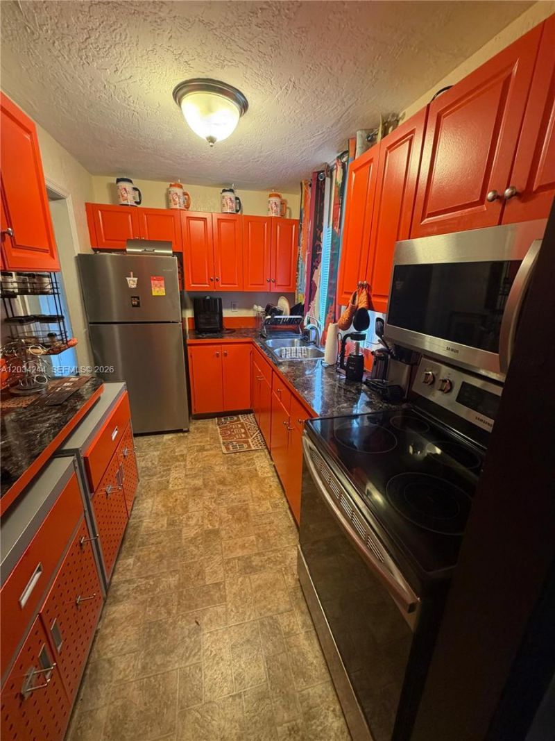 16980 SW 104th Ave, Miami, FL 33157 Photo