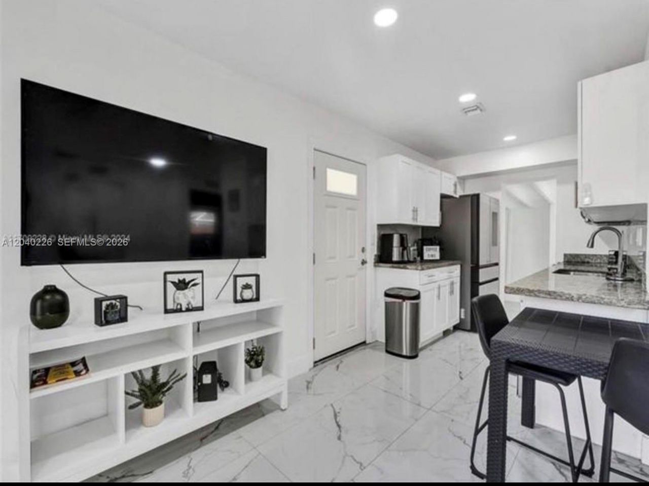 2730 NE 16th Ave , Pompano Beach, FL 33064 Photo