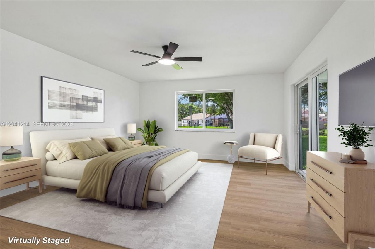 15010 E Falcons Lea Dr, Davie, FL 33331 Photo