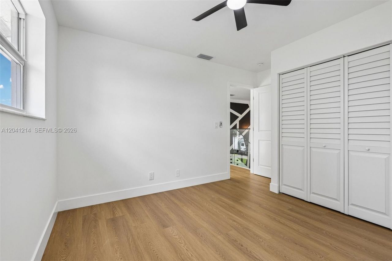 15010 E Falcons Lea Dr, Davie, FL 33331 Photo
