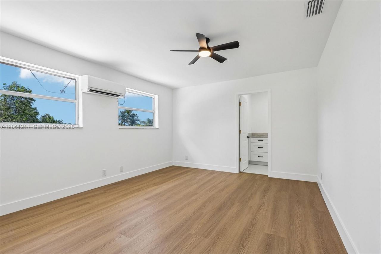 15010 E Falcons Lea Dr, Davie, FL 33331 Photo