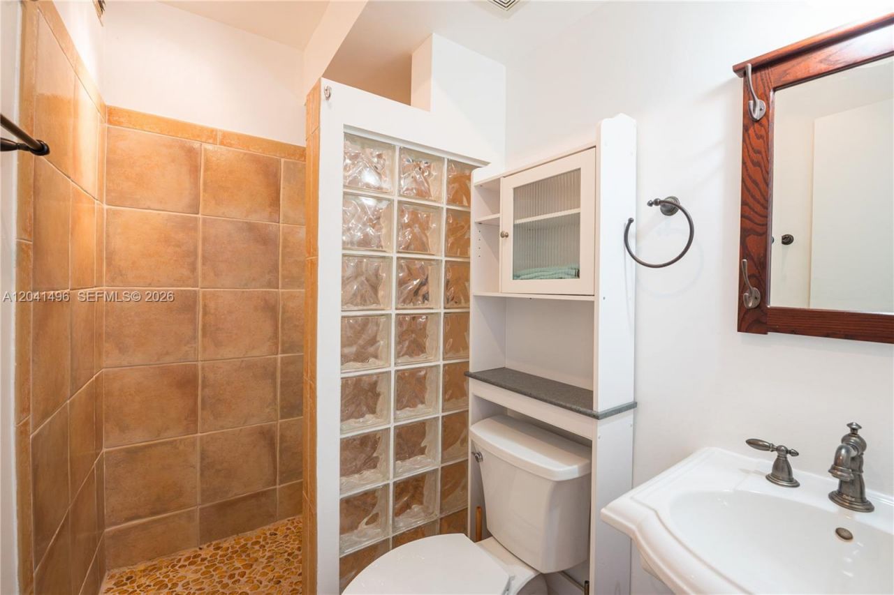 2133 N 14th Ave , Hollywood, FL 33020 Photo