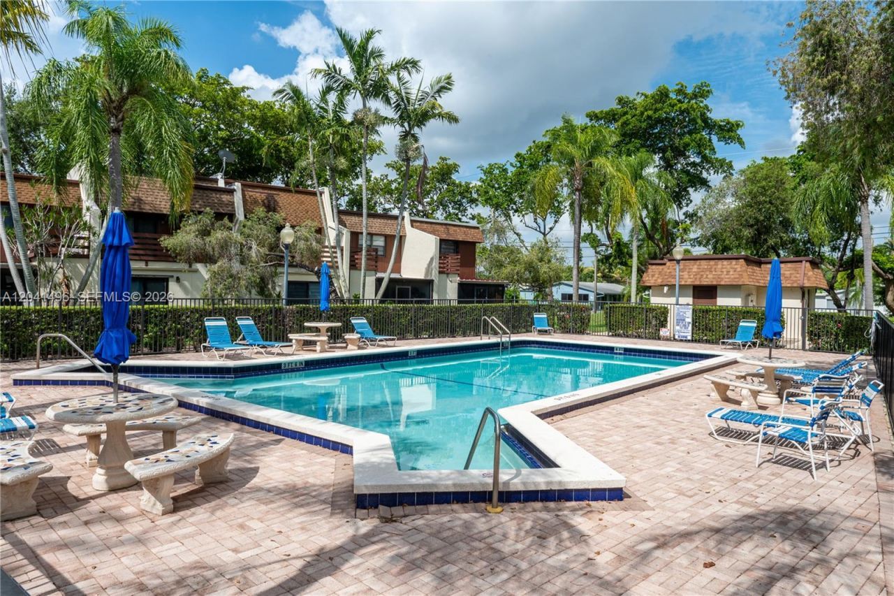 2133 N 14th Ave , Hollywood, FL 33020 Photo