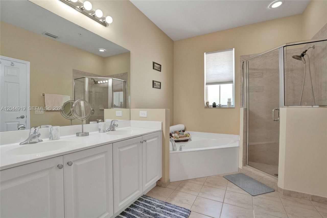 4760 Mimosa Pl , Unit 1015, Coconut Creek, FL 33073 Photo