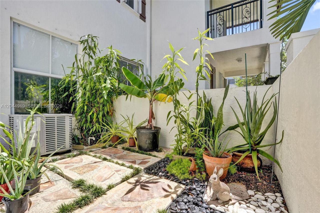 4760 Mimosa Pl , Unit 1015, Coconut Creek, FL 33073 Photo