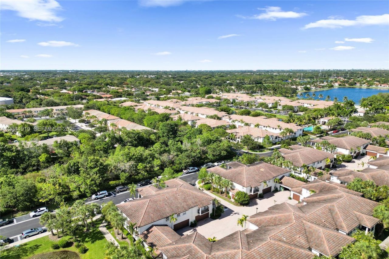 4760 Mimosa Pl , Unit 1015, Coconut Creek, FL 33073 Photo
