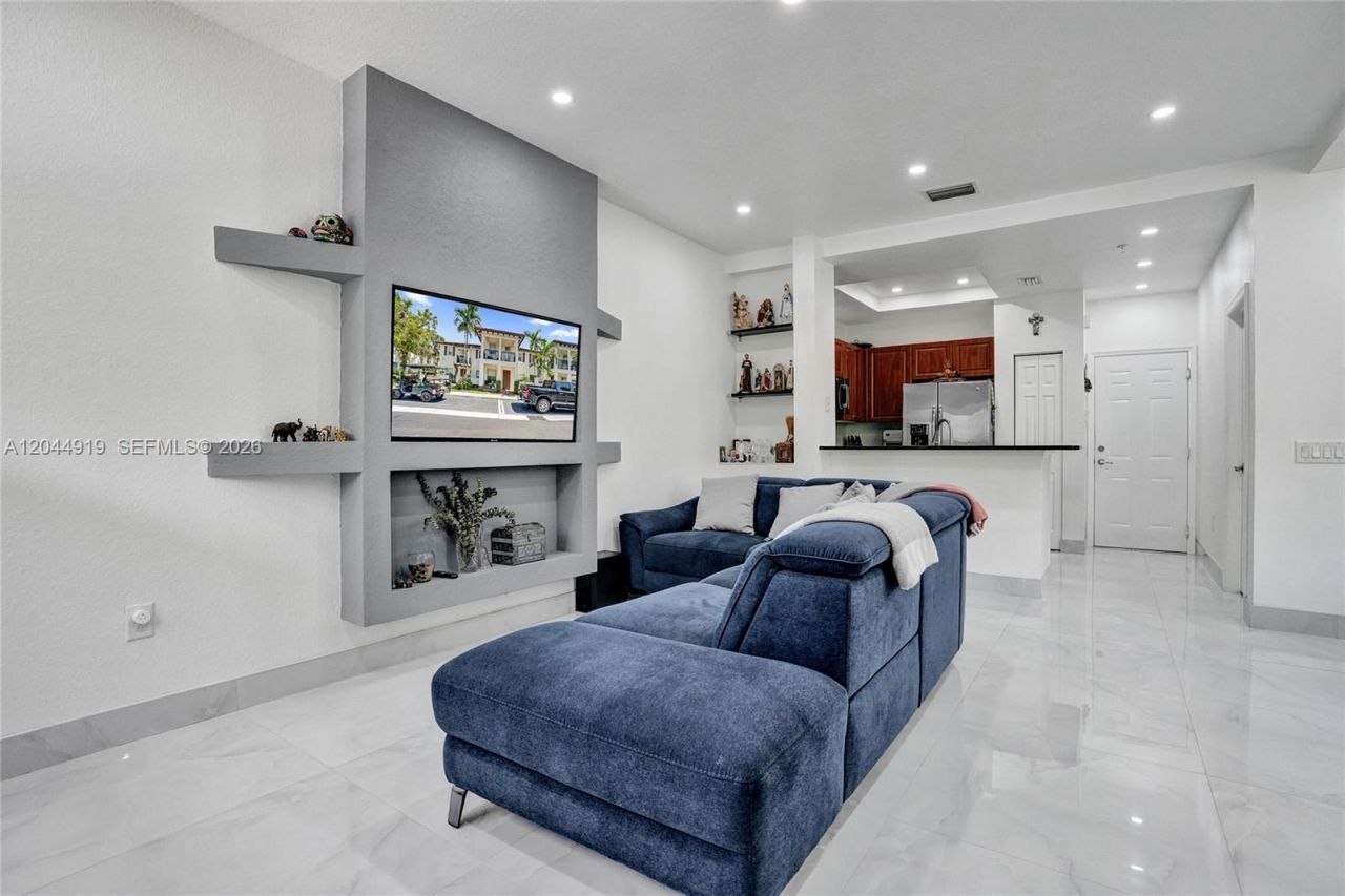 4760 Mimosa Pl , Unit 1015, Coconut Creek, FL 33073 Photo