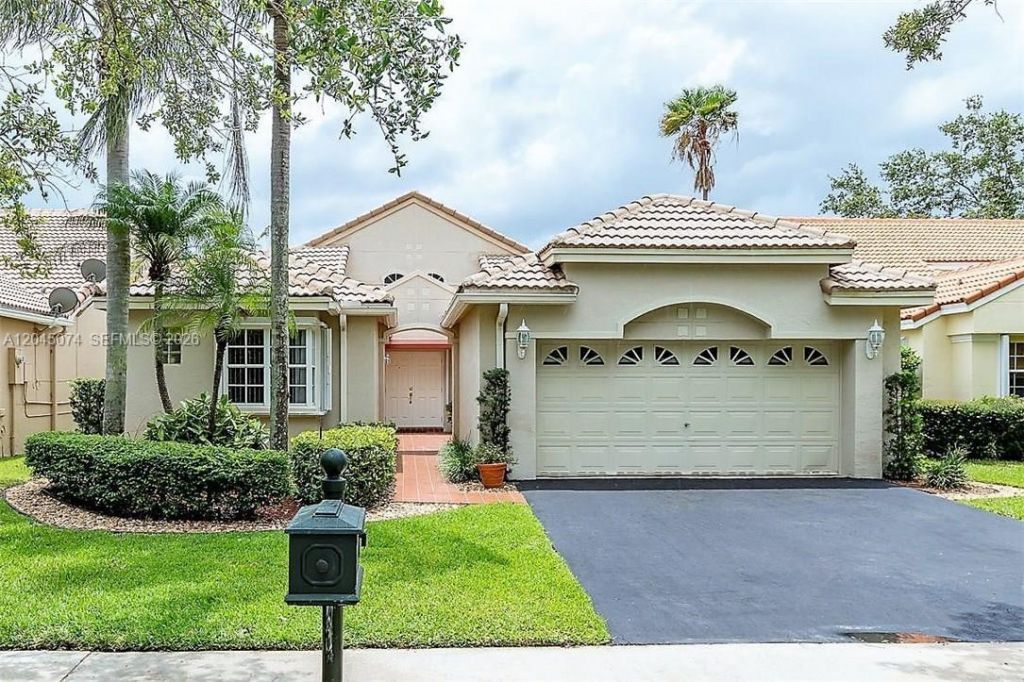 1520 Seabay Rd, Weston, FL 33326 Photo