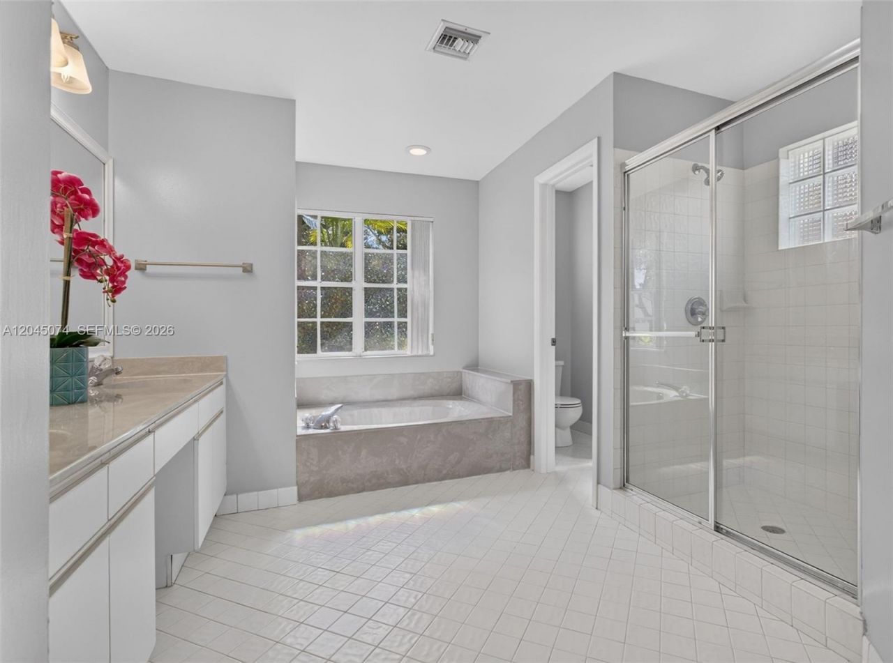 1520 Seabay Rd, Weston, FL 33326 Photo