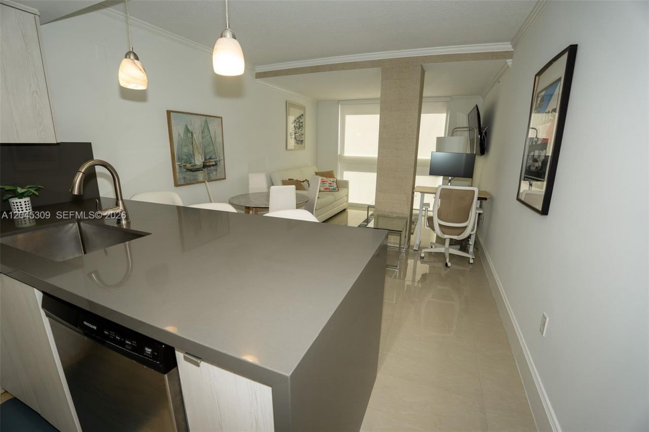 2951 S Bayshore Dr , Unit 716, Miami, FL 33133 Photo