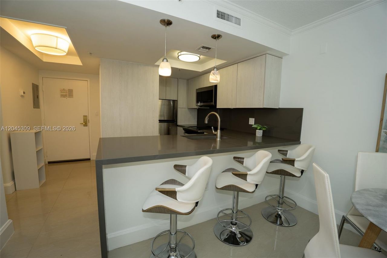 2951 S Bayshore Dr , Unit 716, Miami, FL 33133 Photo