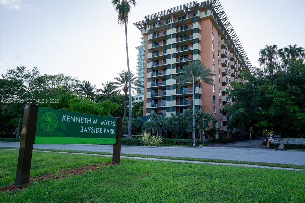 2951 S Bayshore Dr , Unit 716, Miami, FL 33133 Photo