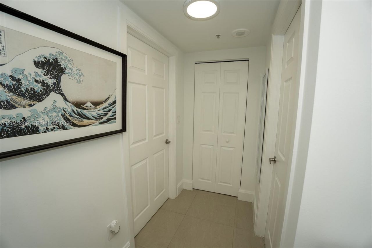 2951 S Bayshore Dr , Unit 716, Miami, FL 33133 Photo