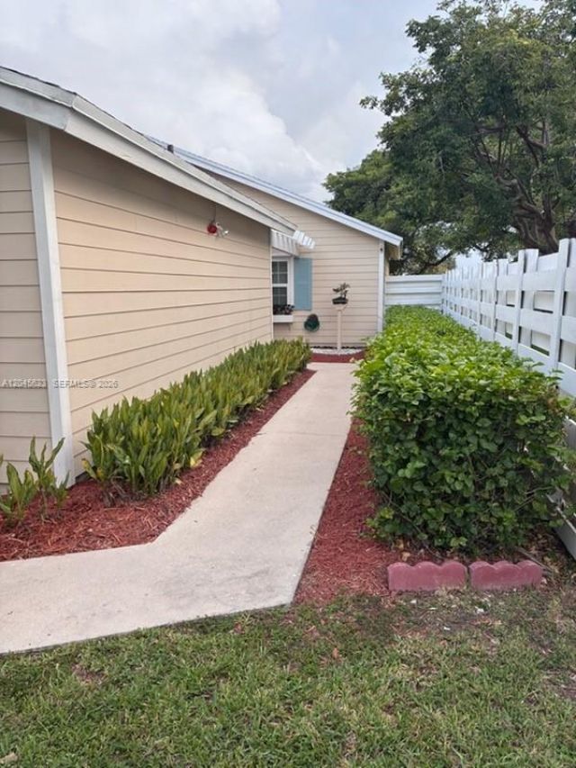 14958 SW 143rd Pl , Miami, FL 33186 Photo