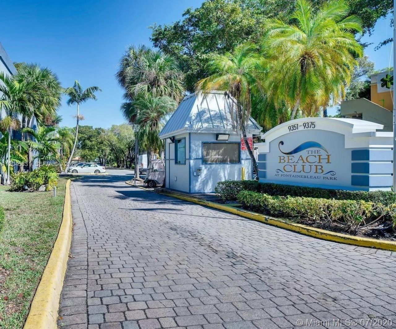 9369 Fontainebleau Blvd, Unit J225, Miami, FL 33172 Photo
