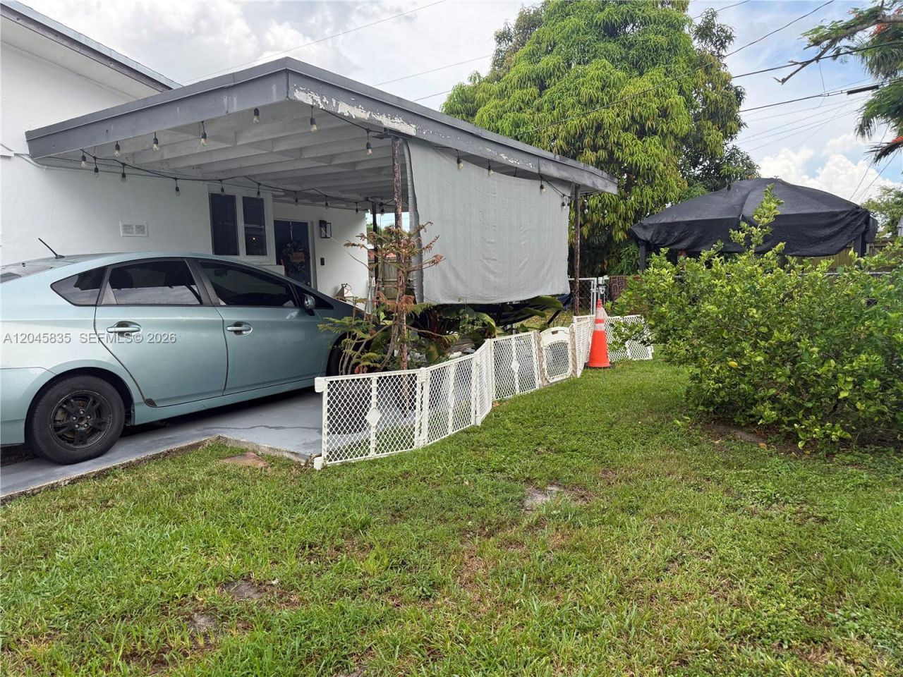 11960 SW 186th St , Unit 11960, Miami, FL 33177 Photo