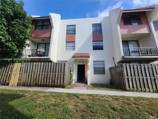 1750 NW 55th Ave , Unit 103, Lauderhill, FL 33313
