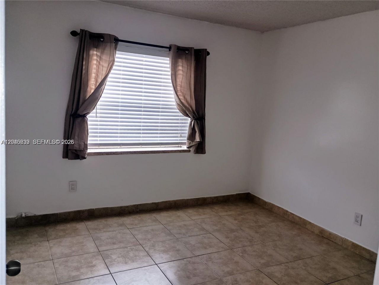 18100 Atlantic Blvd , Unit 312, Sunny Isles Beach, FL 33160 Photo