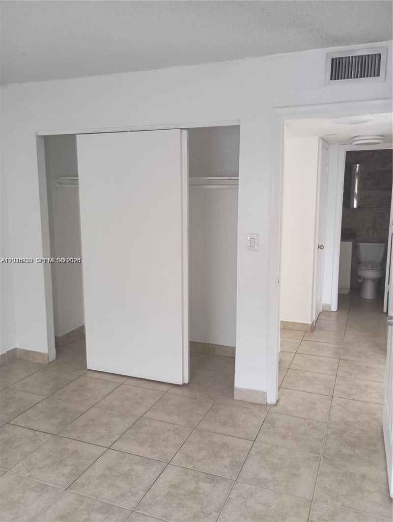 18100 Atlantic Blvd , Unit 312, Sunny Isles Beach, FL 33160 Photo