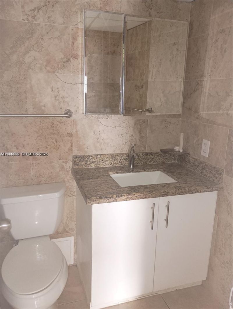 18100 Atlantic Blvd , Unit 312, Sunny Isles Beach, FL 33160 Photo
