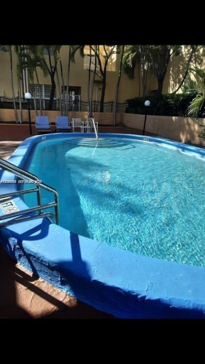 18100 Atlantic Blvd , Unit 312, Sunny Isles Beach, FL 33160 Photo