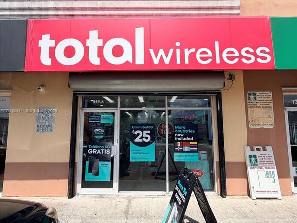 confidential , Hialeah Gardens, FL 00000