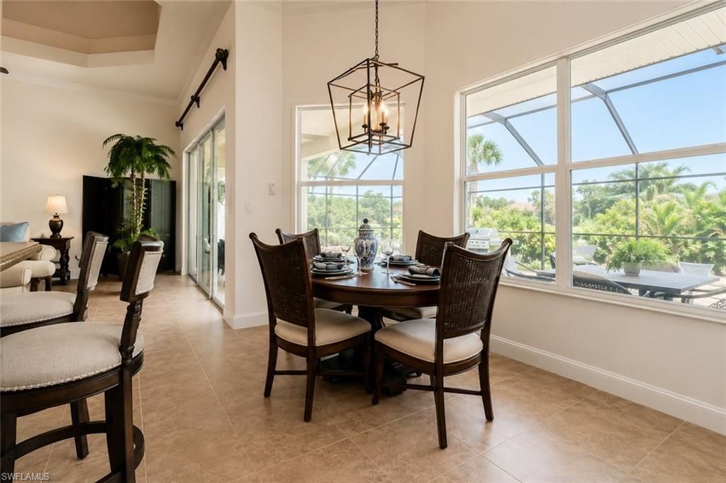 8263 Potomac Ln, Naples, FL 34104 Photo