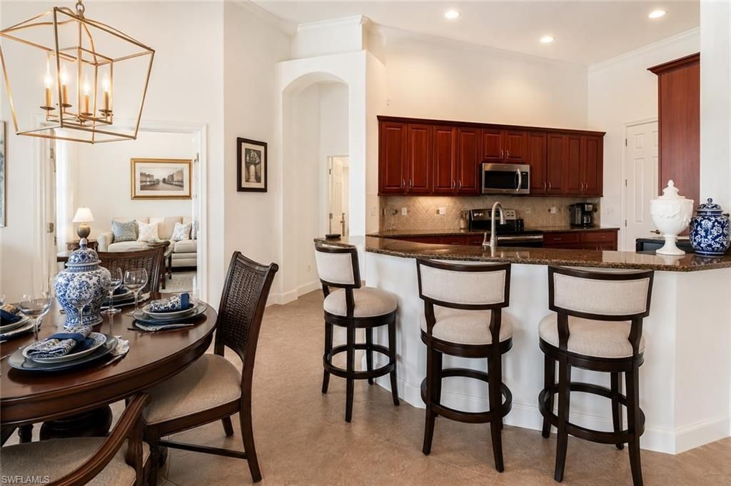 8263 Potomac Ln, Naples, FL 34104 Photo