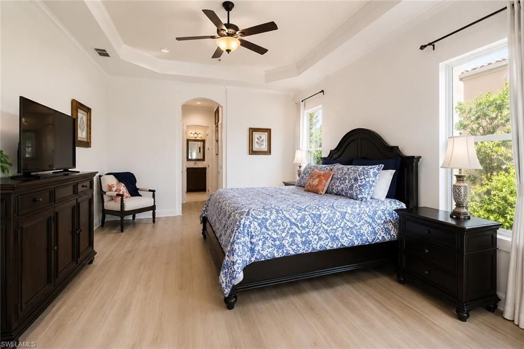 8263 Potomac Ln, Naples, FL 34104 Photo