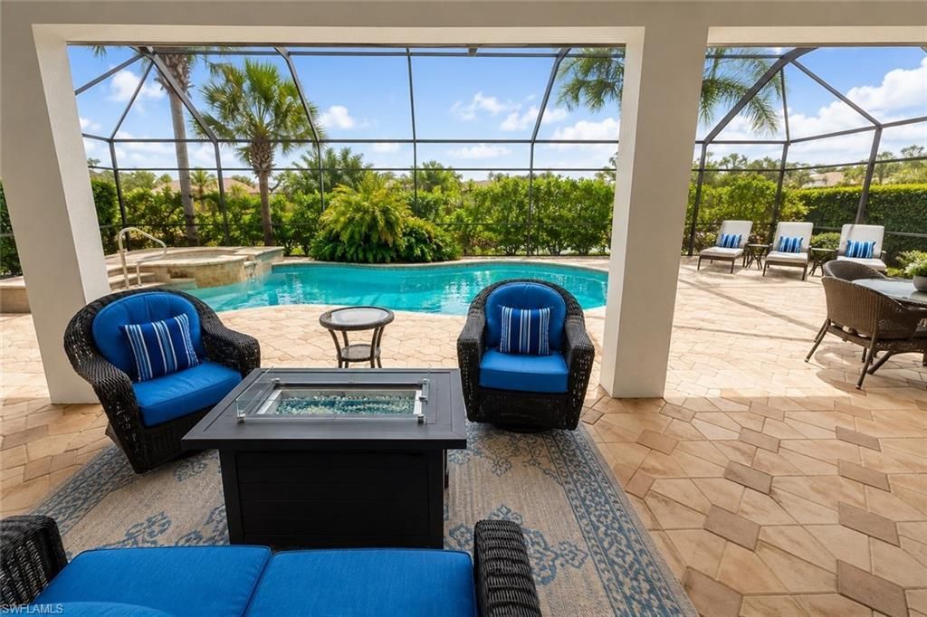 8263 Potomac Ln, Naples, FL 34104 Photo