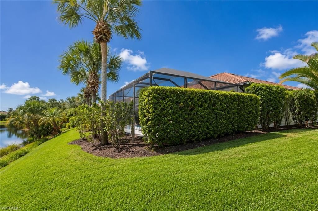 8263 Potomac Ln, Naples, FL 34104 Photo