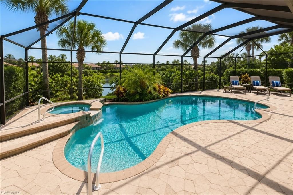 8263 Potomac Ln, Naples, FL 34104 Photo