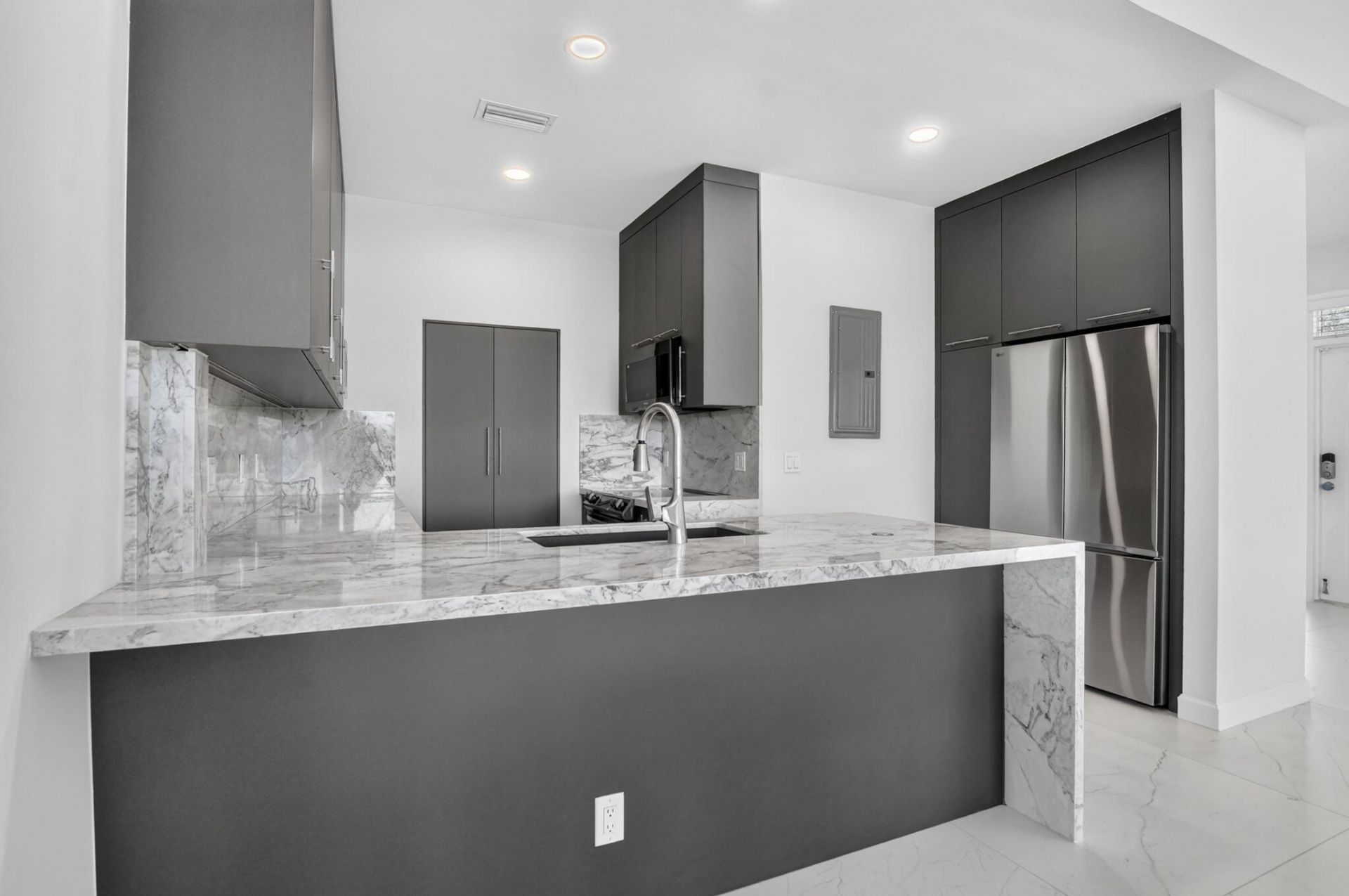 19317 Sabal Lake Drive, Unit 5066, Boca Raton, FL 33434 Photo