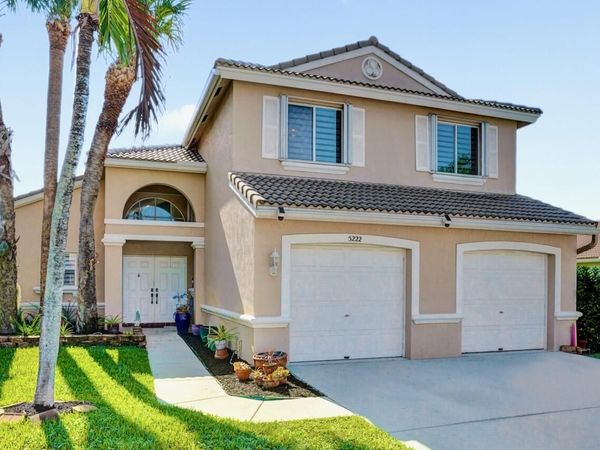 5222 Prairie Dunes Village Circle, Lake Worth, FL 33463