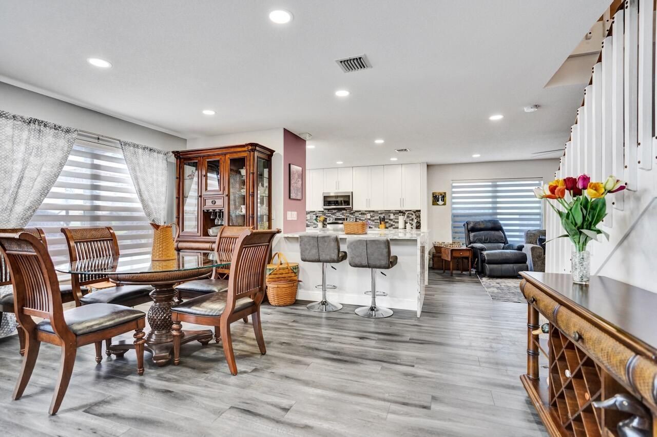 5222 Prairie Dunes Village Circle, Lake Worth, FL 33463 Photo