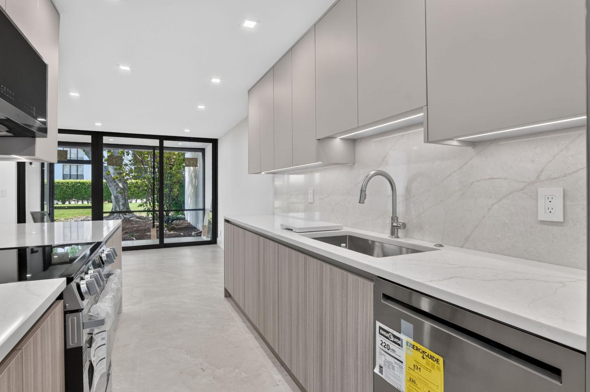 1403 Bridgewood Drive, Boca Raton, FL 33434 Photo