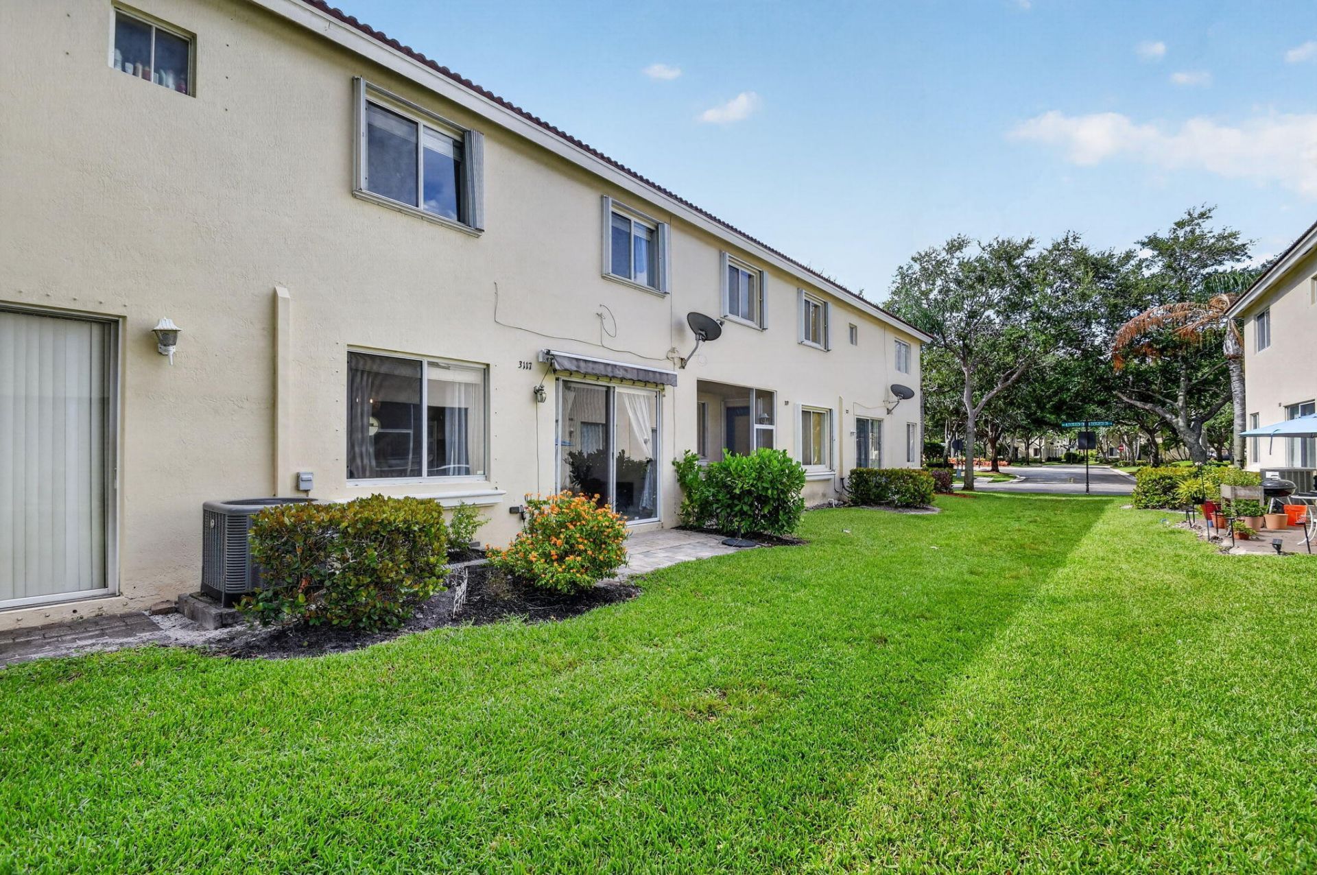 3117 N Evergreen Circle, Boynton Beach, FL 33426 Photo