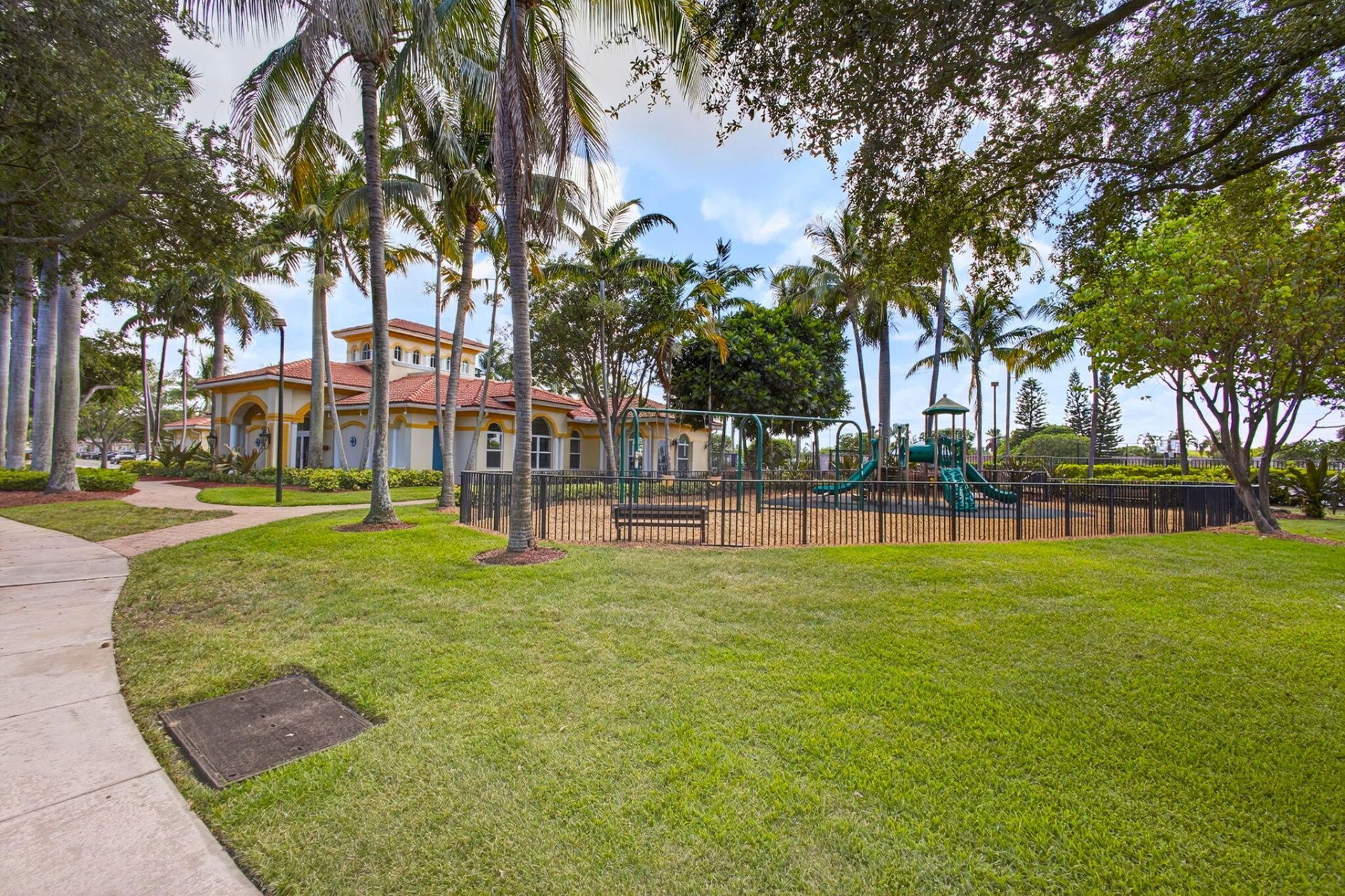 3117 N Evergreen Circle, Boynton Beach, FL 33426 Photo