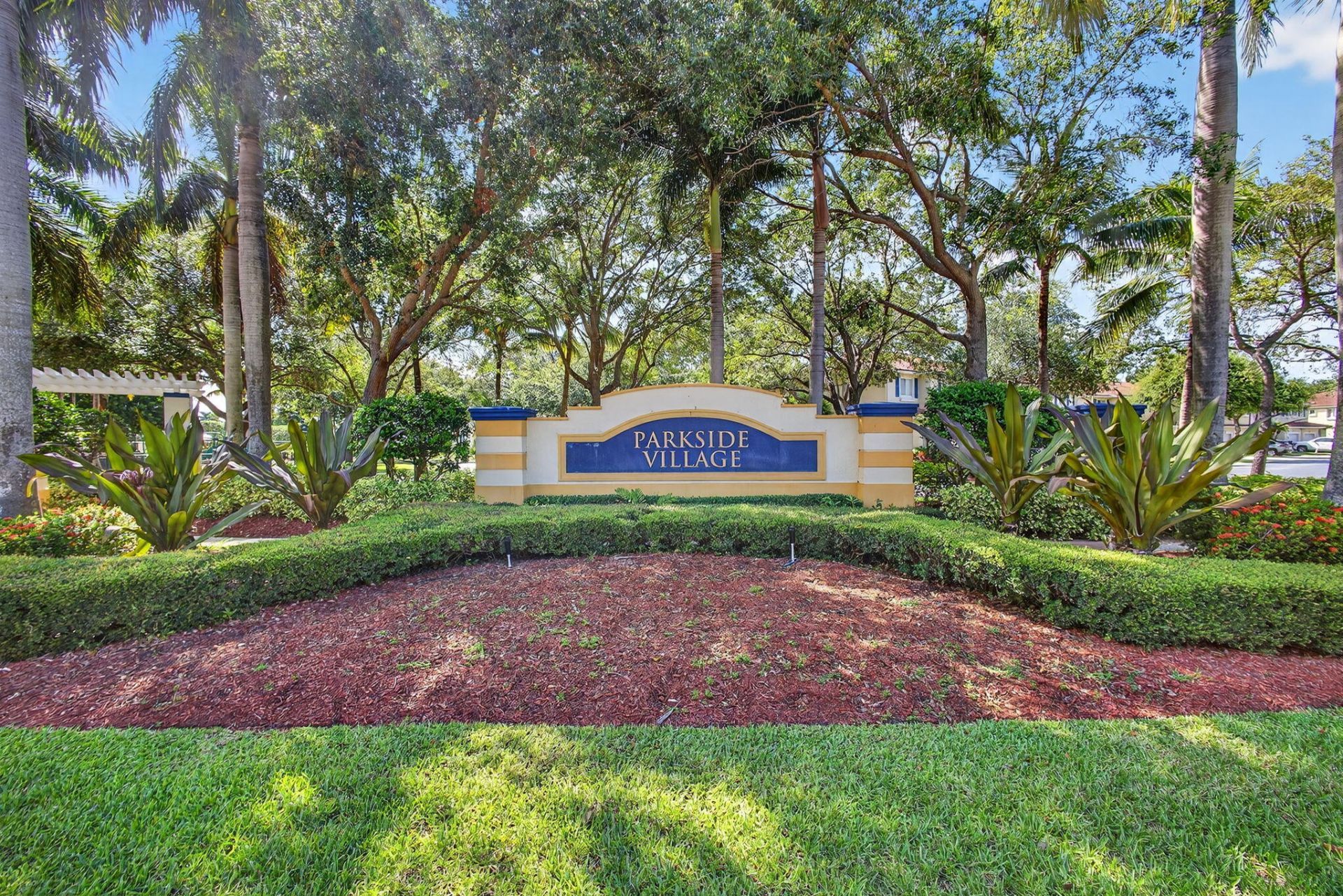 3117 N Evergreen Circle, Boynton Beach, FL 33426 Photo