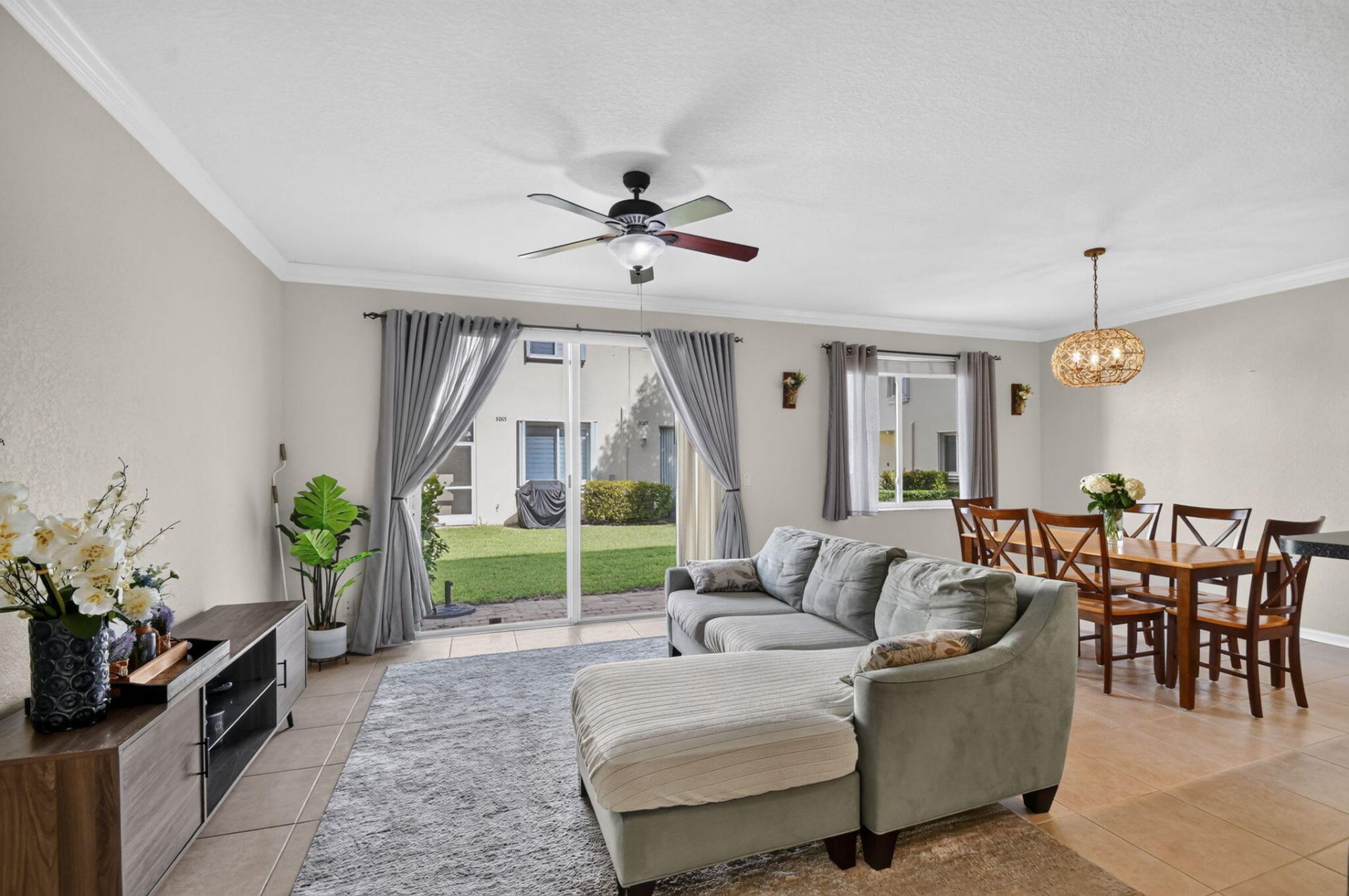 3117 N Evergreen Circle, Boynton Beach, FL 33426 Photo