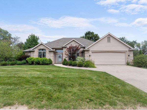 10034 White Cedar Road, Fort Wayne, IN 46804