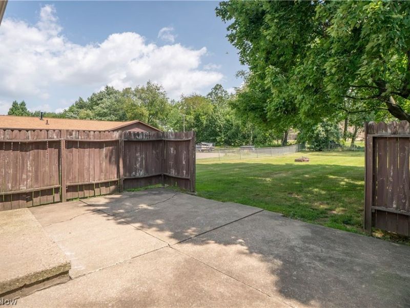 511 Taff Circle, Louisville, OH 44641 Photo 29