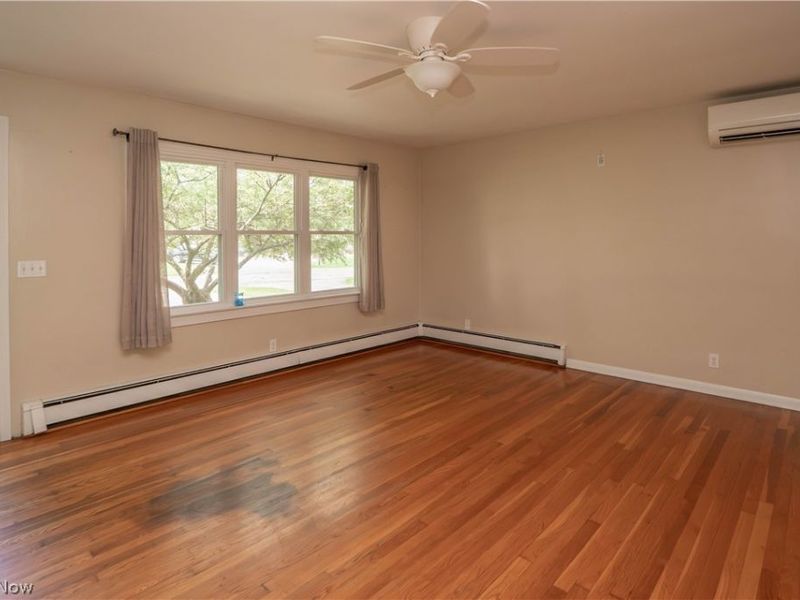511 Taff Circle, Louisville, OH 44641 Photo 4
