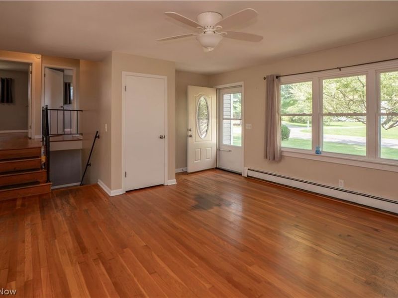 511 Taff Circle, Louisville, OH 44641 Photo 5
